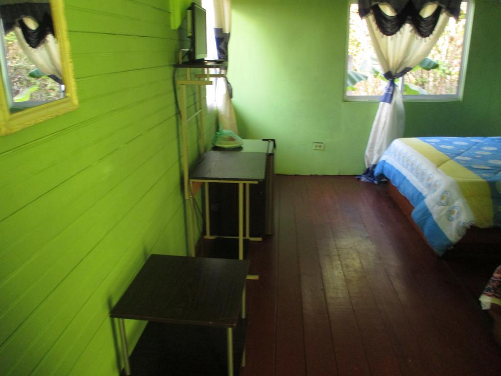 Hotel Flemming Tree Providencia Island ภายนอก รูปภาพ
