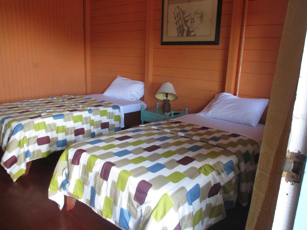 Hotel Flemming Tree Providencia Island ภายนอก รูปภาพ