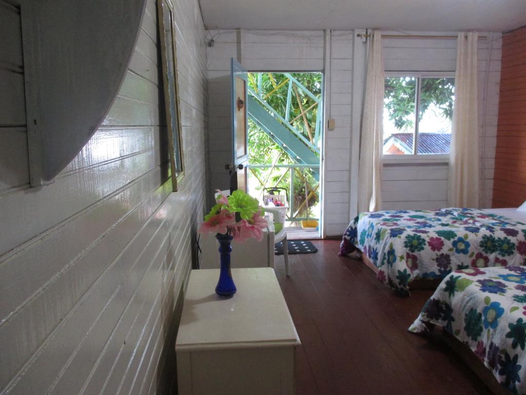 Hotel Flemming Tree Providencia Island ภายนอก รูปภาพ